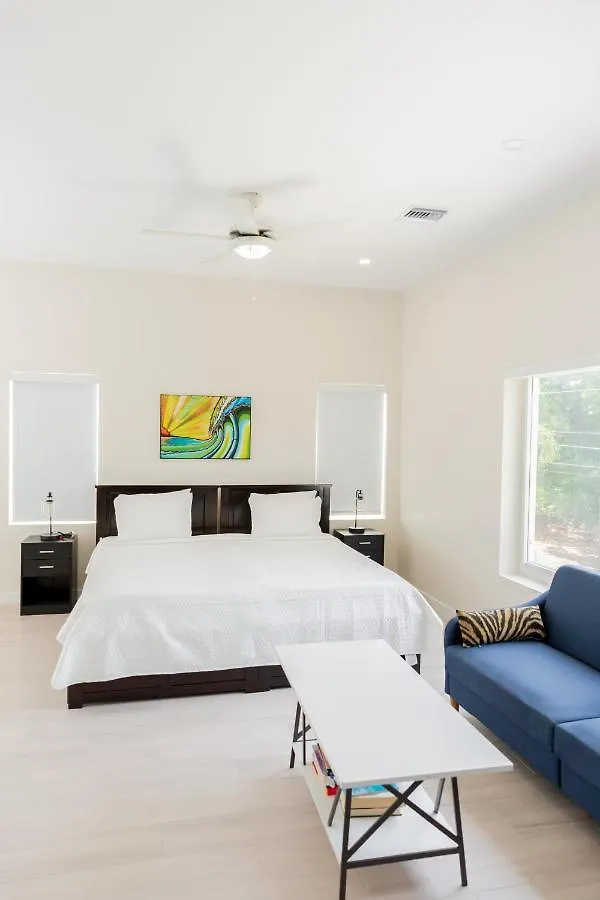 Addison Lee Cayman Villa George Town