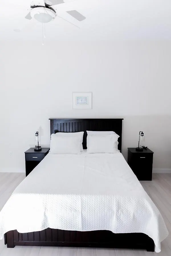 Guest house Addison Lee Cayman Villa George Town Cayman Islands