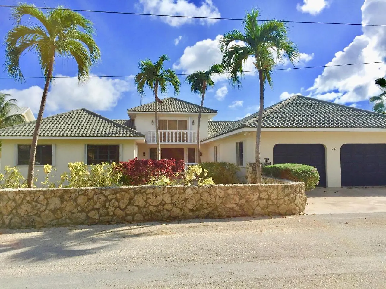 Guest house Addison Lee Cayman Villa George Town